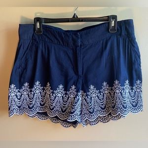 Crown & Ivy Shorts